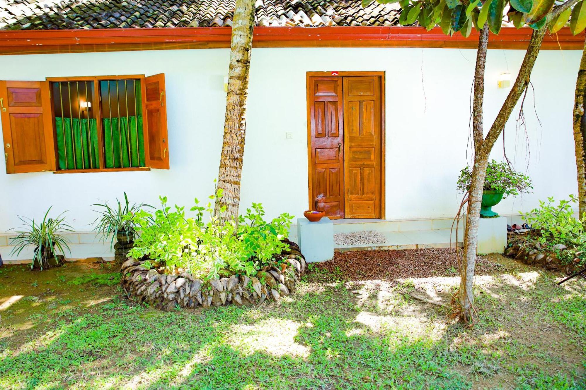 Rockery Villa Ayurveda Bentota Kültér fotó