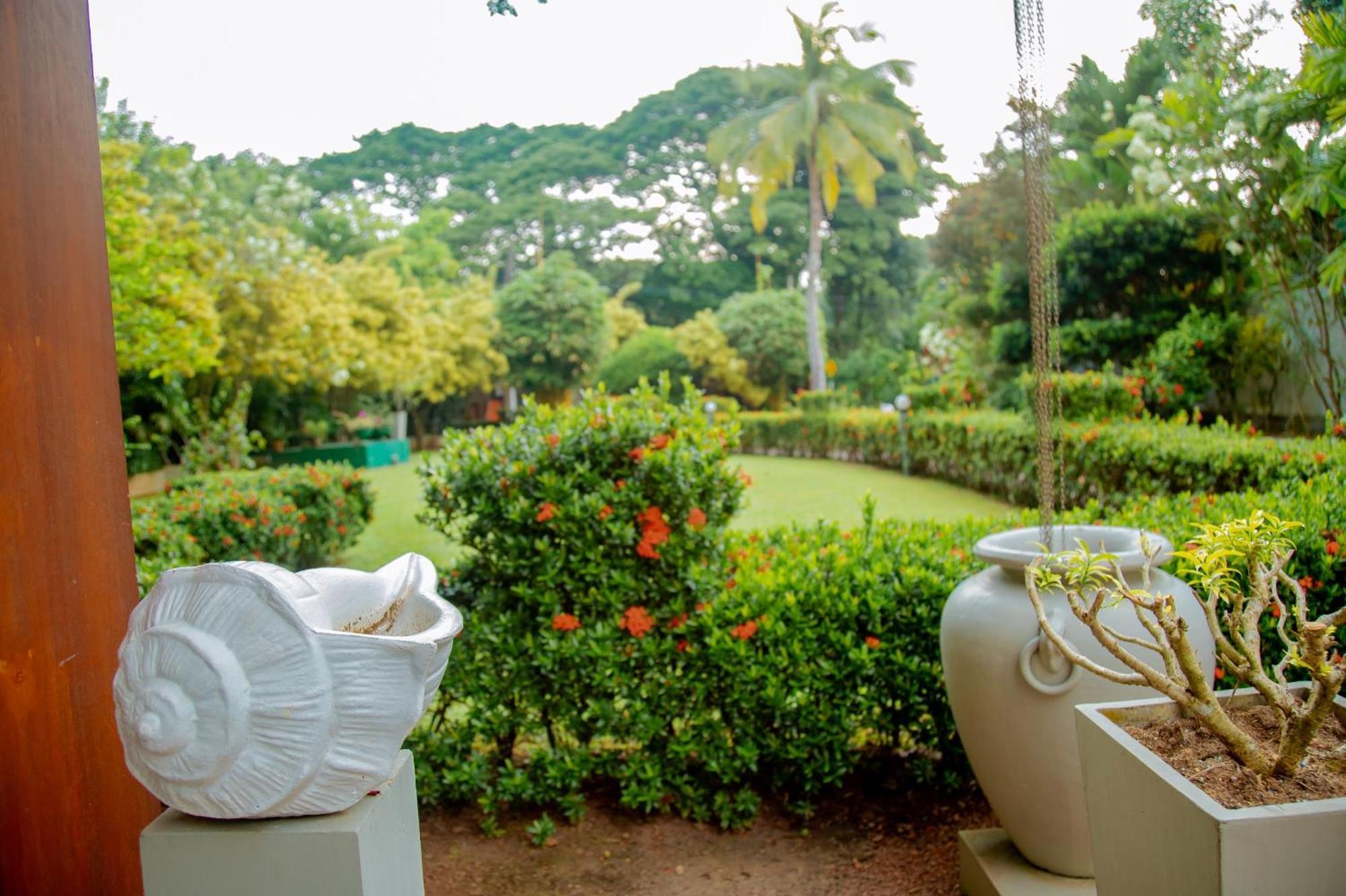 Rockery Villa Ayurveda Bentota Kültér fotó