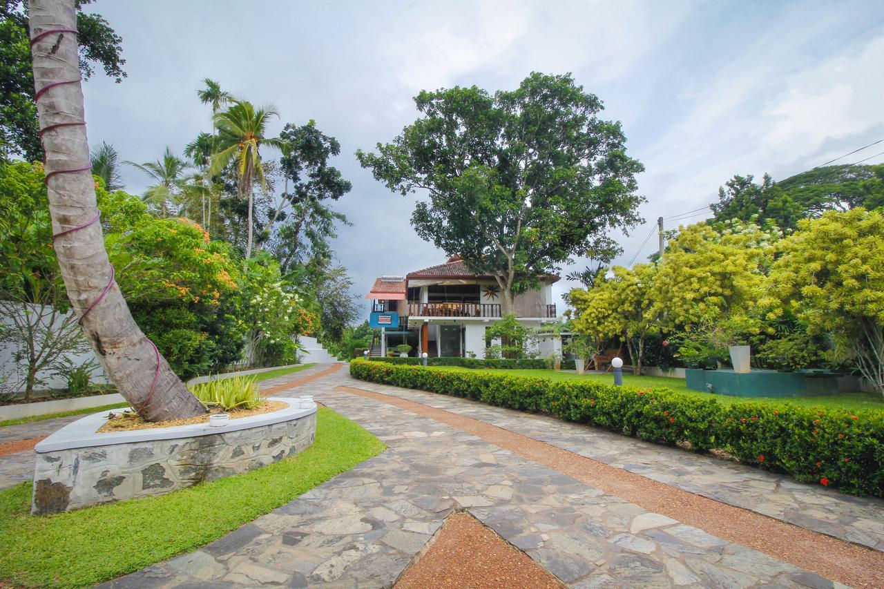 Rockery Villa Ayurveda Bentota Kültér fotó